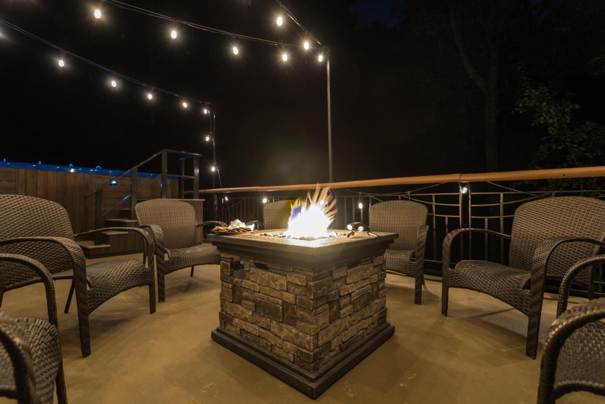 Tanglewood Mountain Lodge By Stony Brook Cabins Sevierville Buitenkant foto